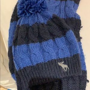 Matching A&F scarf and hat
